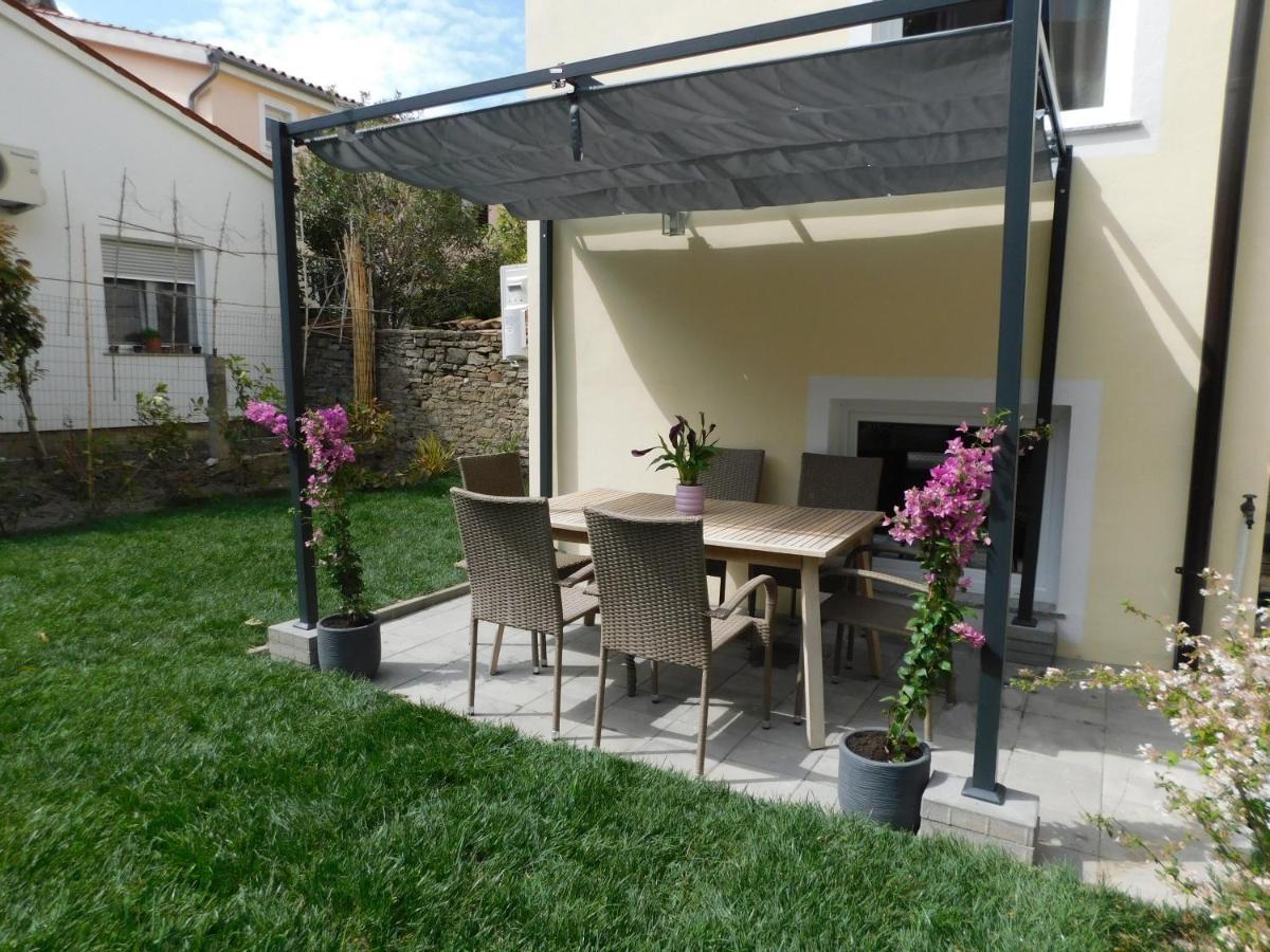 Hisa Limoni Apartment Koper Exterior photo
