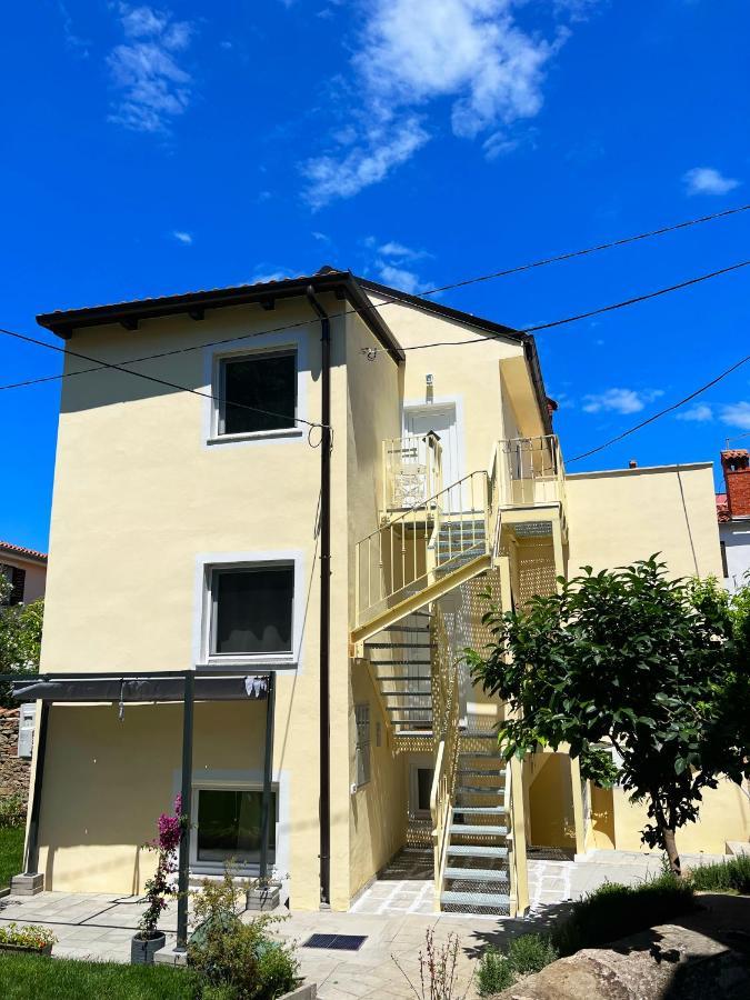 Hisa Limoni Apartment Koper Exterior photo